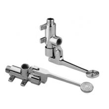 Temporized (timer) mixer with pedal control . It can be installed on the wall or on the floor. Standard opening time: 3".